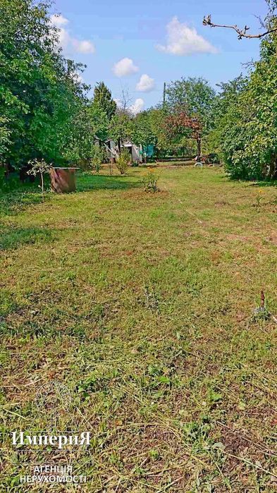 Продам ділянку 9 соток на Сухоярській.