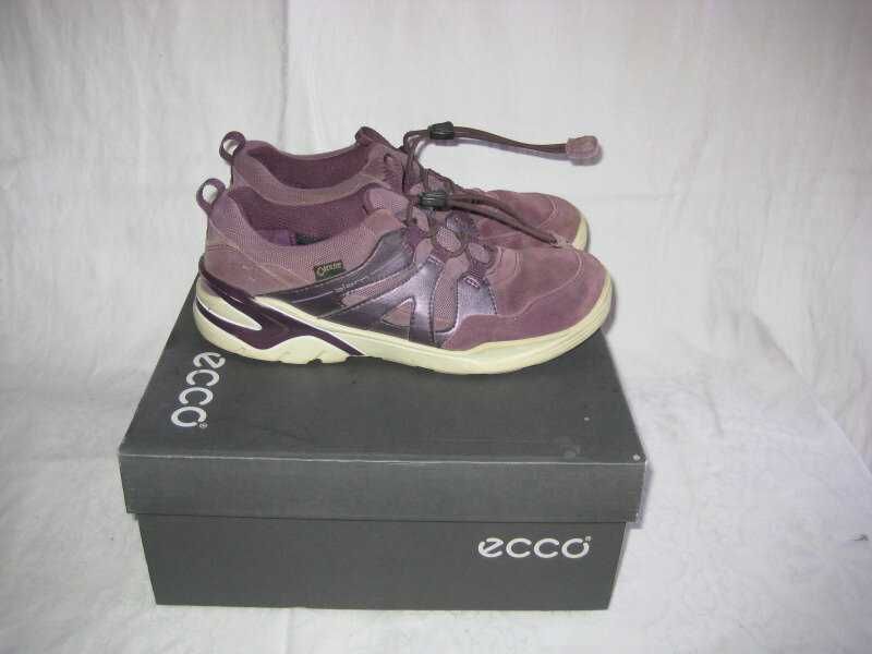 Кроссовки Ecco Gore-Tex оригинал 36 размер по стельке 23 см. Кожаные