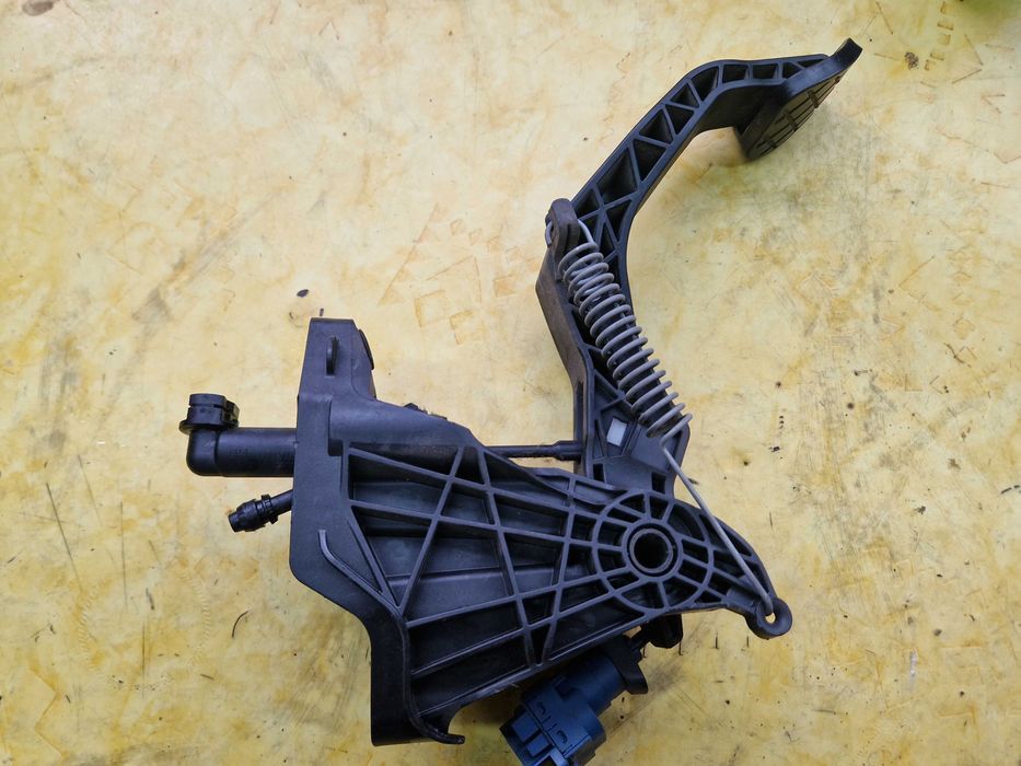 Pedał Sprzęgła Vw Audi Seat Skoda 6R1.721.059.S