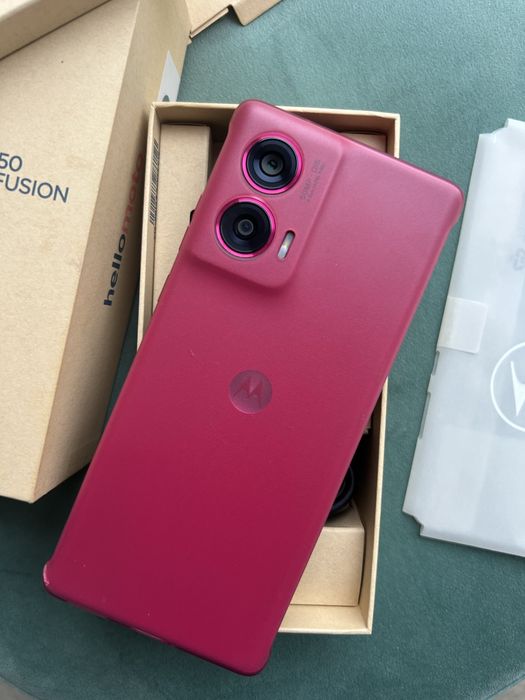Nowy smartfon Motorola Egde 50 Fusion 12/512GB PINK