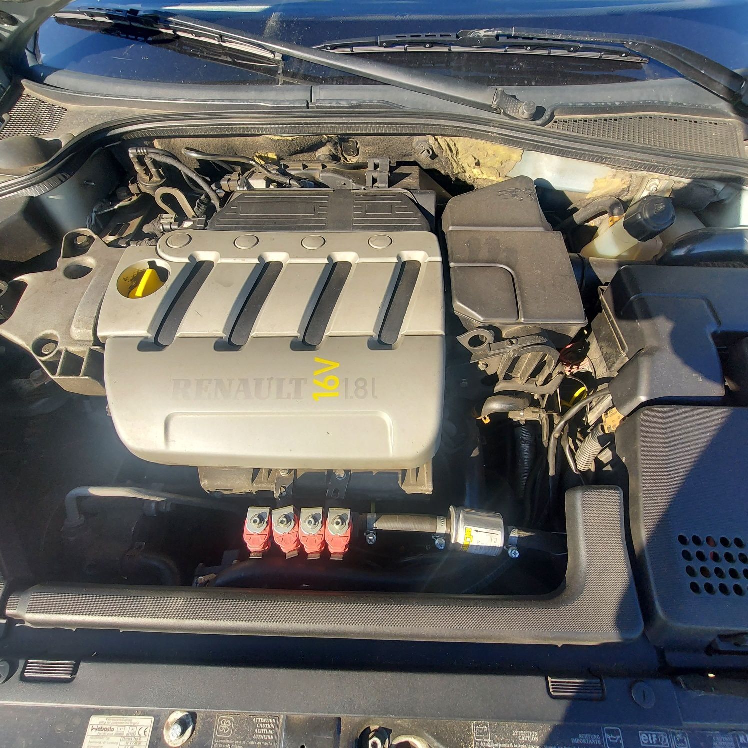 Laguna 2 1.8L  z Lpg, Vebasto