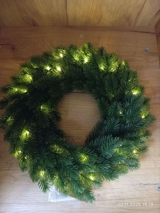 Вінок гірлянда від батарейок Різдвяний вінок Декор новорічний для дому