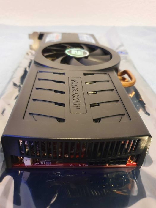 Placa Gráfica PowerColor HD5850