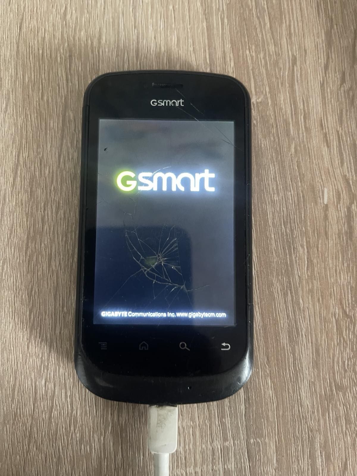 Телефон gSmart+ шкіряний чохол