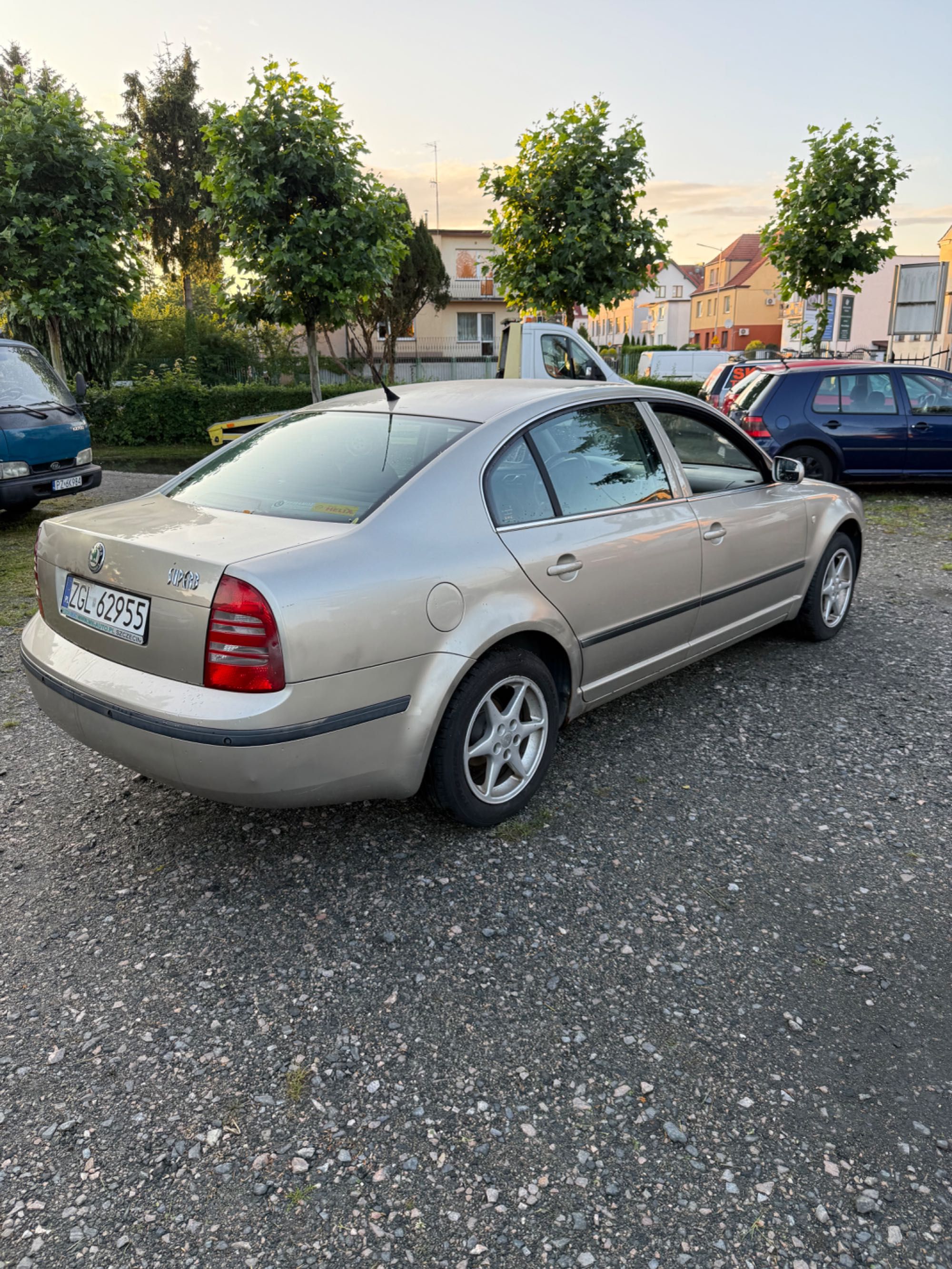 Skoda superb 2.0 TDI Navi/klima