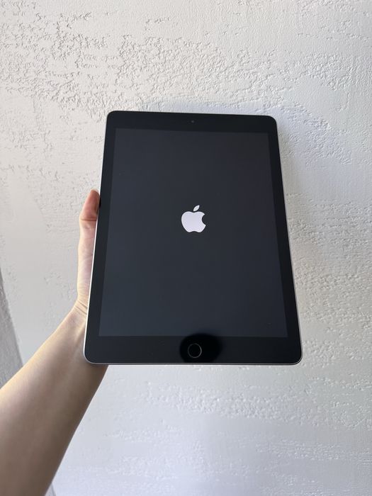 Планшет ipad 6, 32 gb, wi-fi