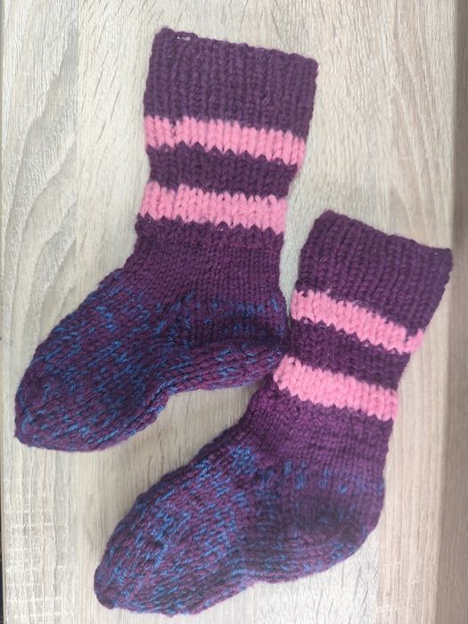 Skarpety wełniane dla dziewczynki handmade r. 25-27