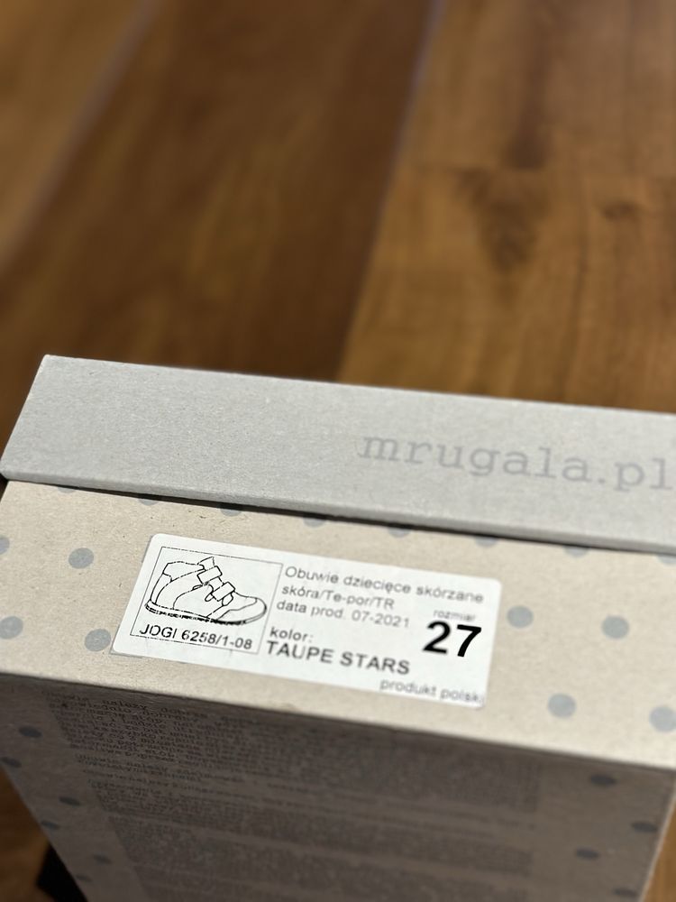 buty marki Mrugała w rozmiarze 27, model Jogi kolor Taupe Stars