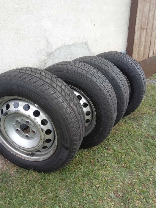 Koła  205/65r 16C  (zima) Volkswagen T5,T6