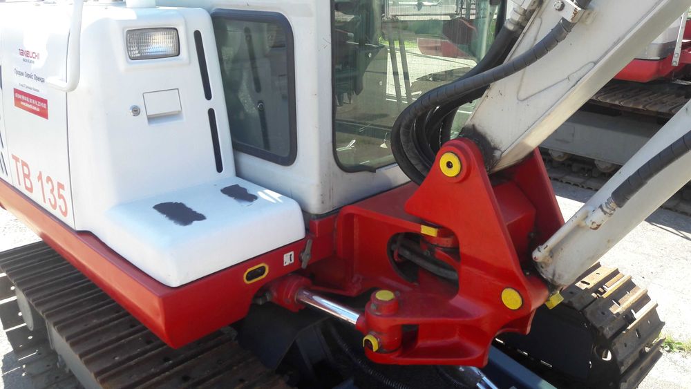 Оренда екскаватора Takeuchi TB 135  (Вага 3.5 тони)