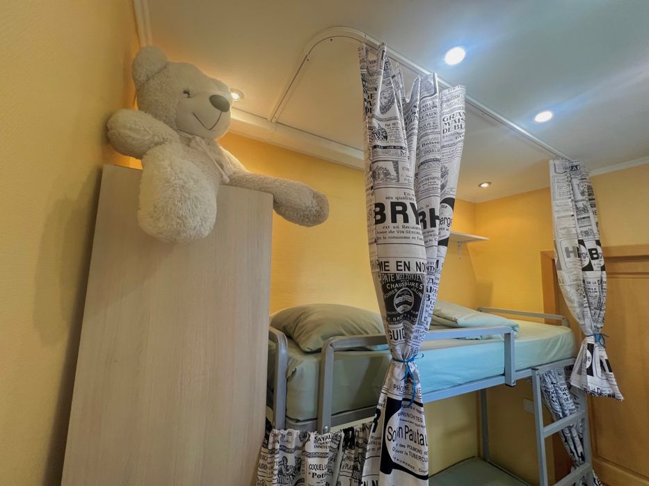 Дешево і комфортно! Хостел без залогу метро Дружби народів!