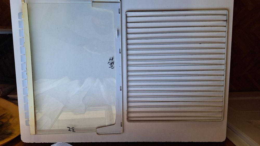 Полочка к холодильнику,нулевая камера