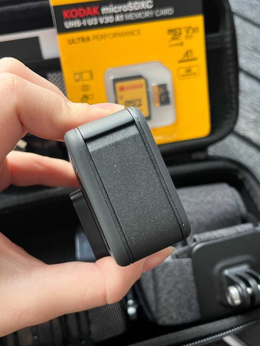 Екшн-камера GoPro Hero 10 в чудовому стані