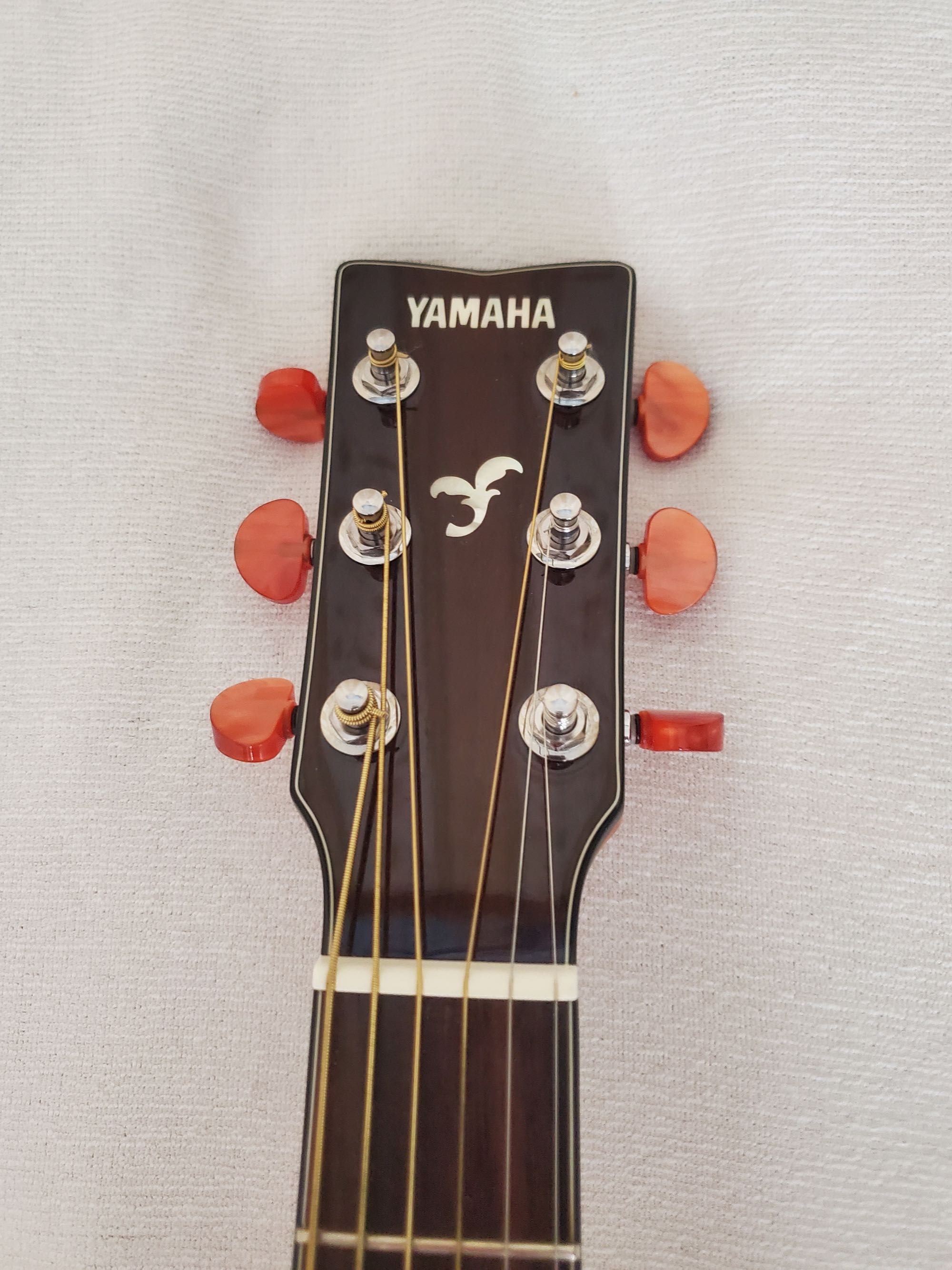 Акустическая гитара Yamaha FG750s