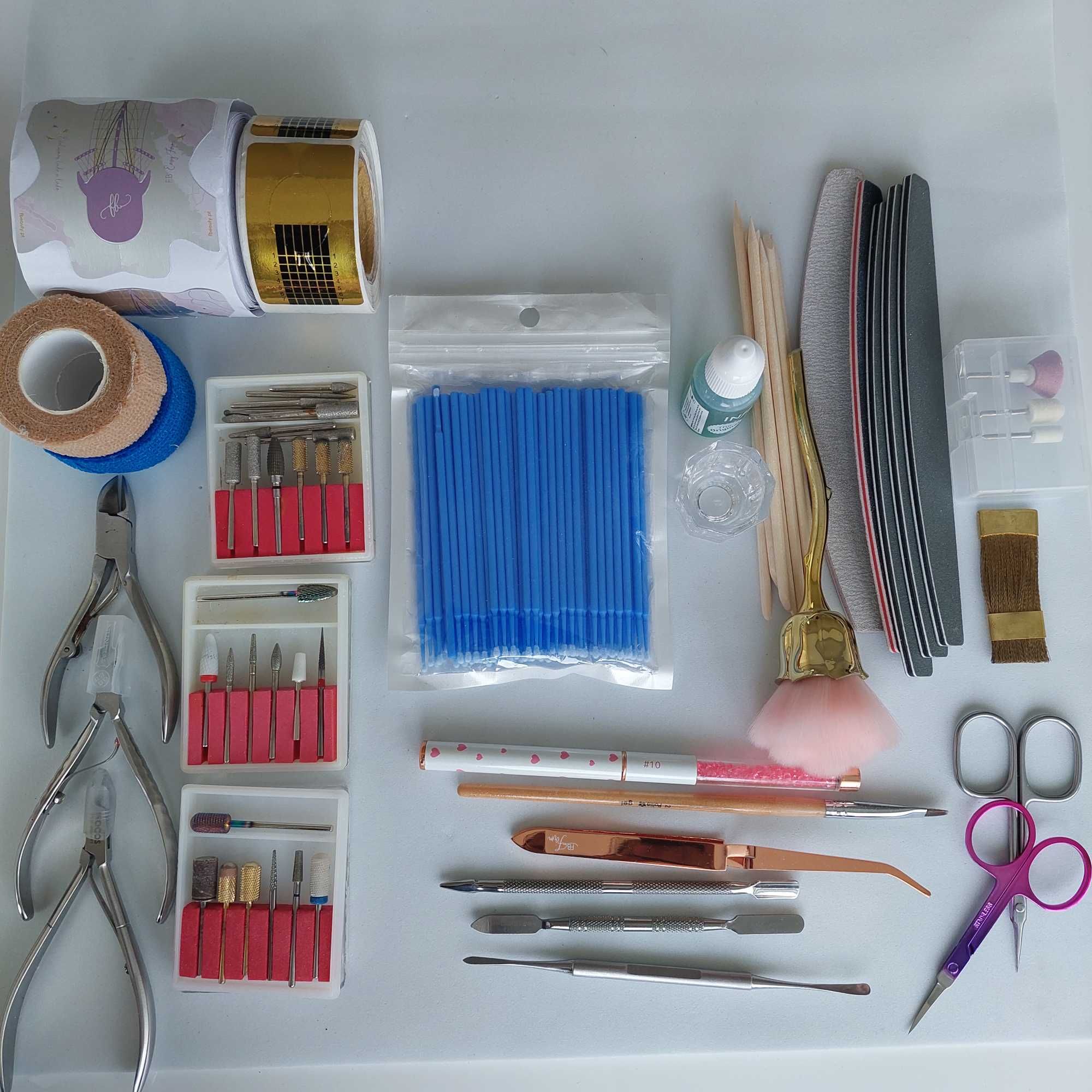 Material Manicure