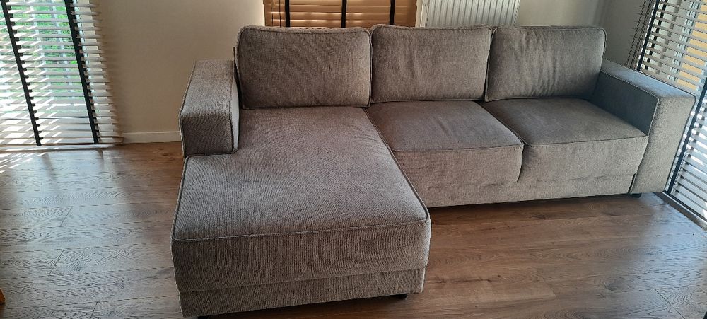 Narożnik z funkcją spania