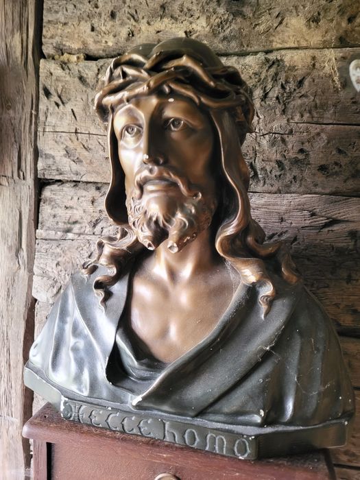 Duże popiersie Pan Jezus w cierniowej koronie Ecce Homo