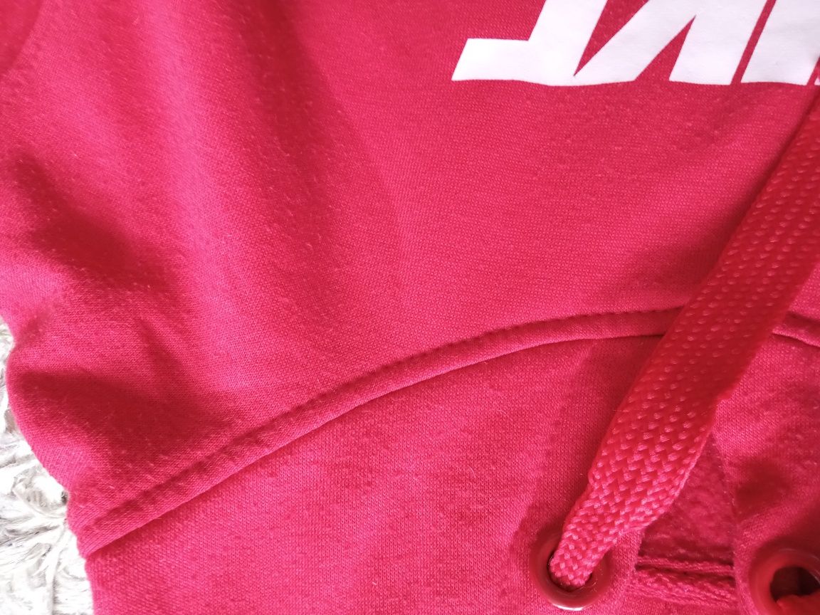 Czerwona bluza z kapturem Nike rozmiar M