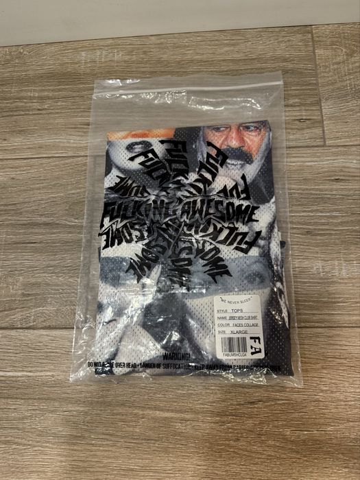 Рубашка Fucking Awesome