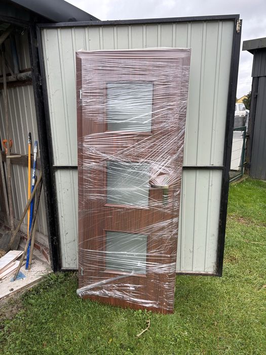 Drzwi pokojowe z trzema szybkami