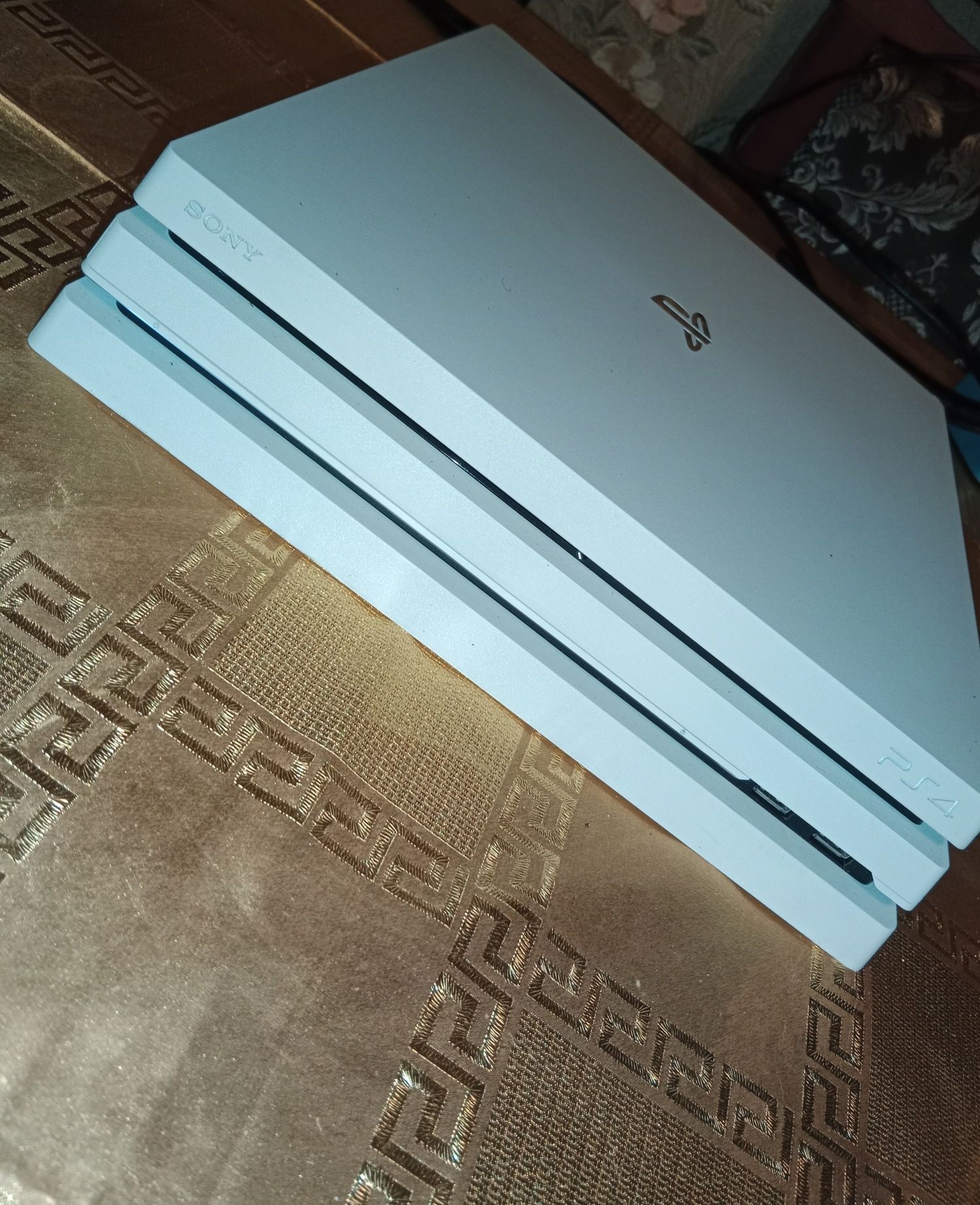 Playstation 4 Pro 1 Tb