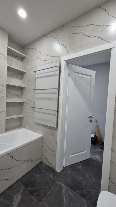 2 к квартира з якісним ремонтом біля озера. Без комісії. З Газом !