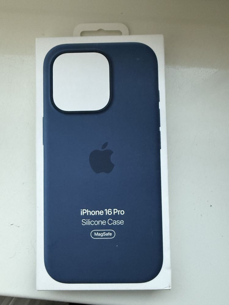 Чехлы iphone 16pro, 15pro Max