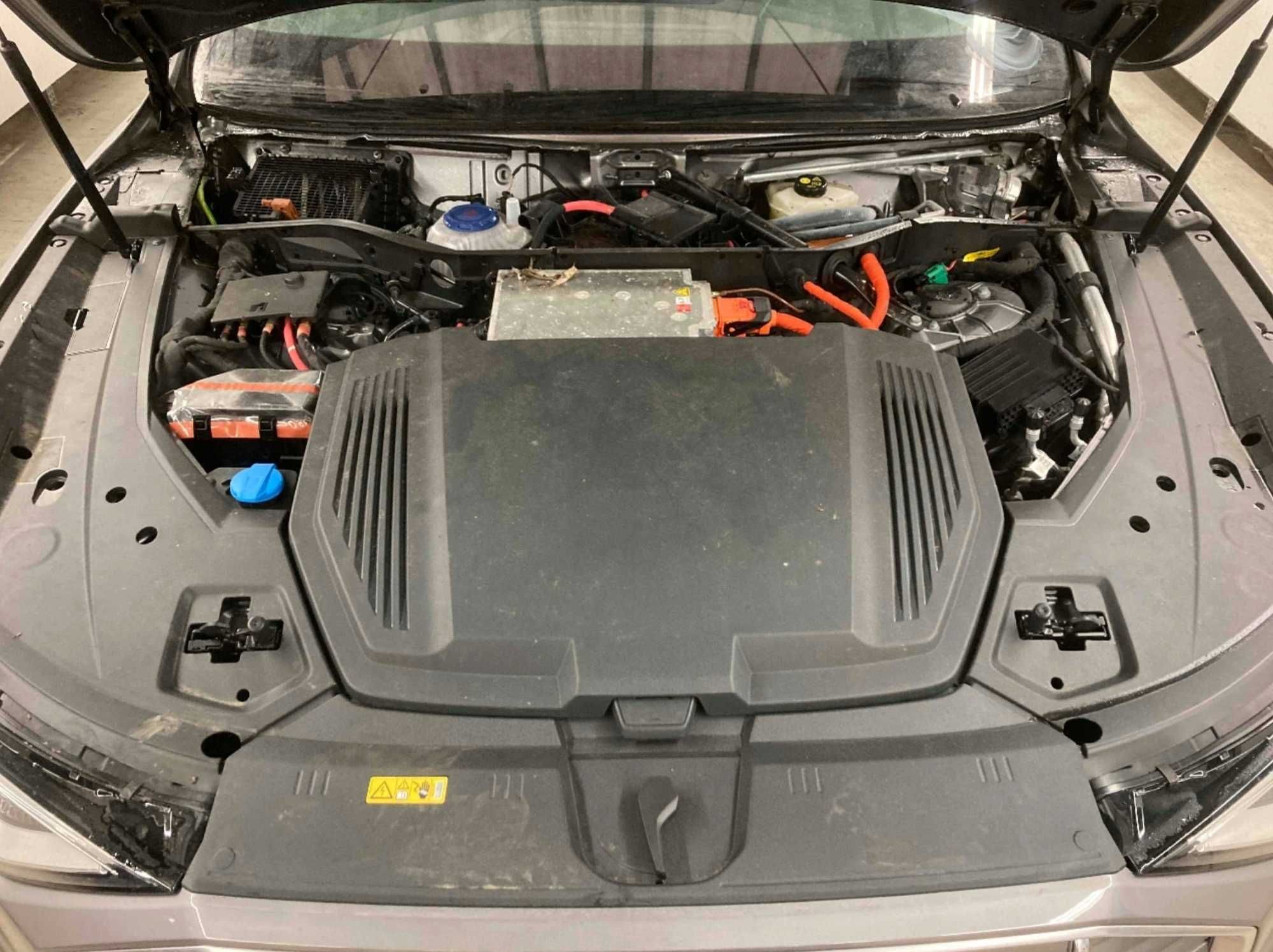 Разборка Audi Etron Q8 Q7 Q5 Q3 TT A8 A7 A6 A5 A4 A3 Бампер Капот Фара