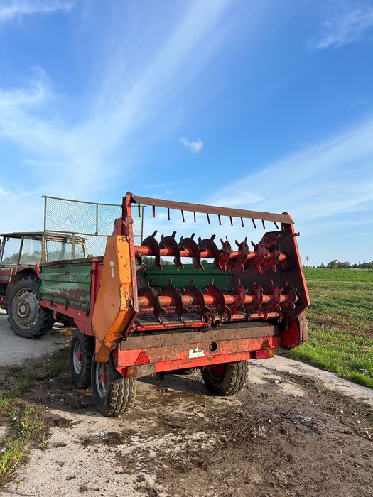 Rozrzutnik obornika Warfama / 6 T z burtami nadstawkami