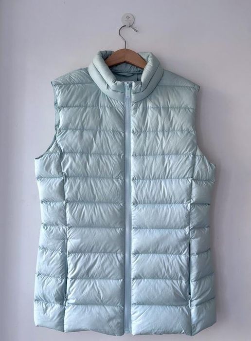 М'ятний (!)  невагомий жилет m&s, 90 % пух