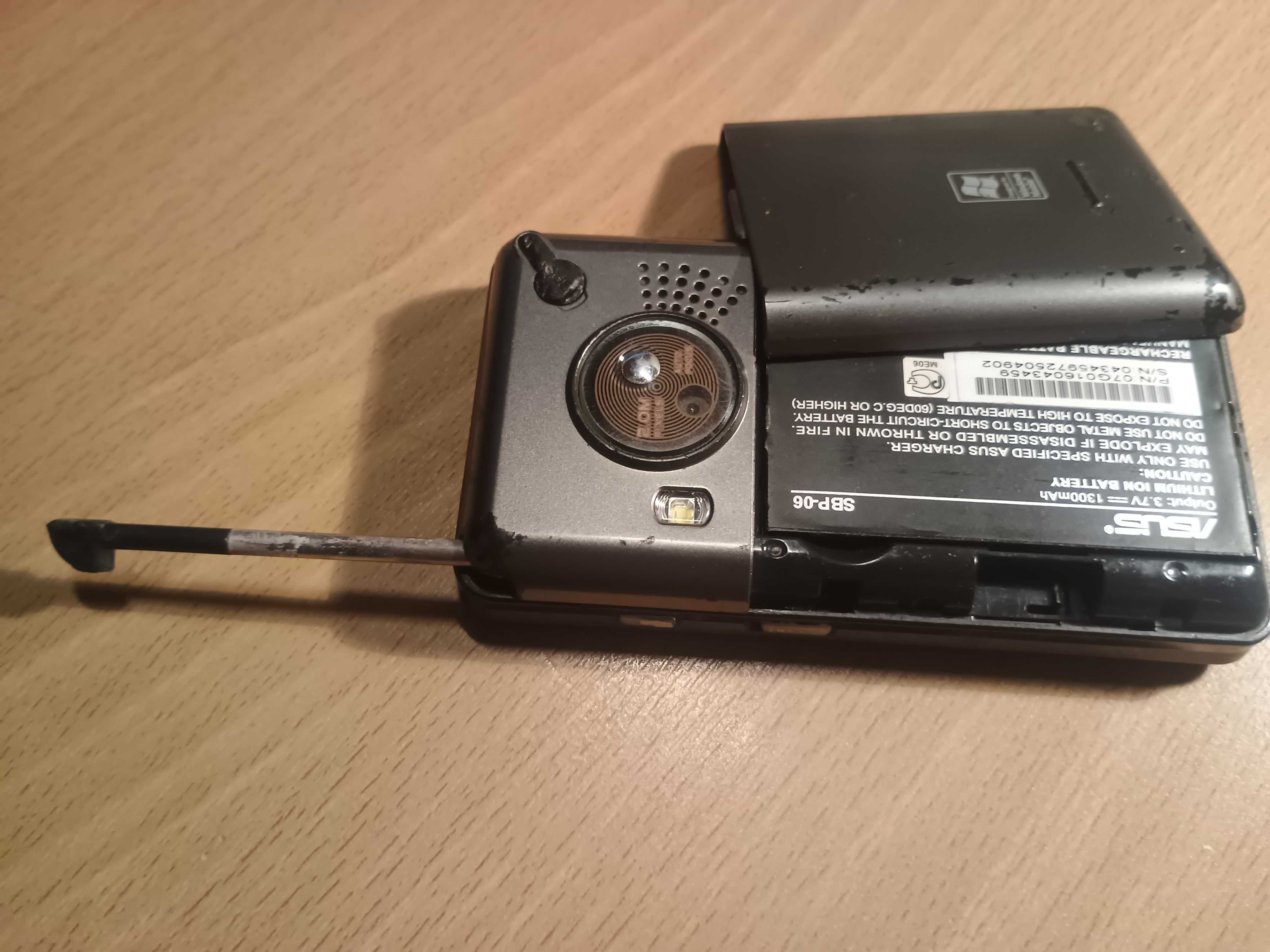 Смартфон Asus p535