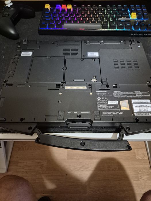 Продам майже новий захищений ноутбук Panasonic Toughbook fz-55