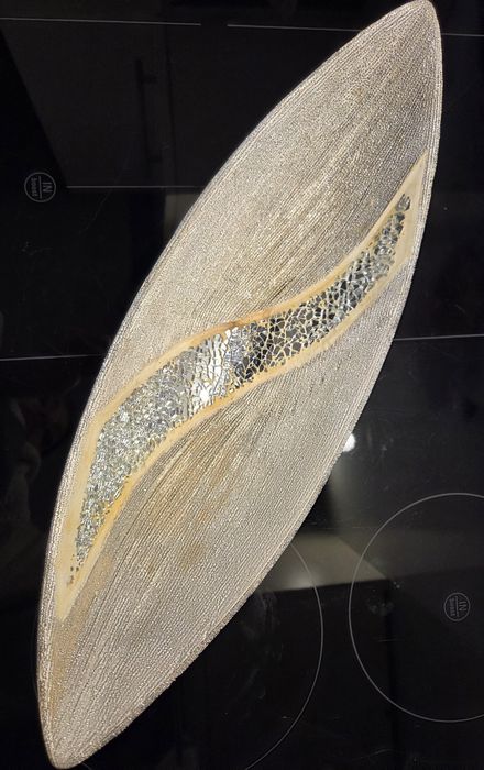 Srebrna Misa z Kruszonym Lustrem Home And You