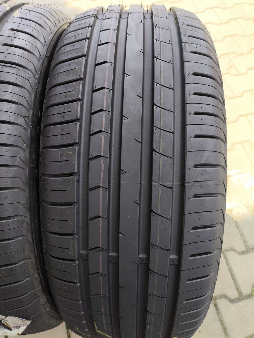 225/55/16 Tracmax TX1 2SZTUKI