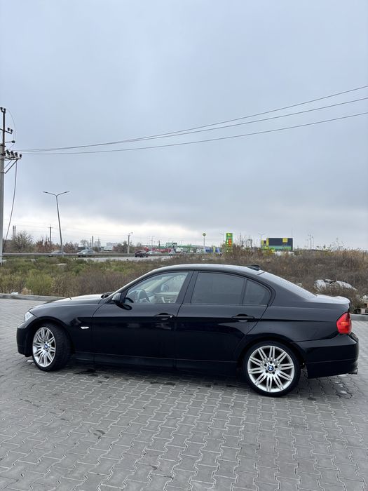 Продам BMW 3 E90 2007