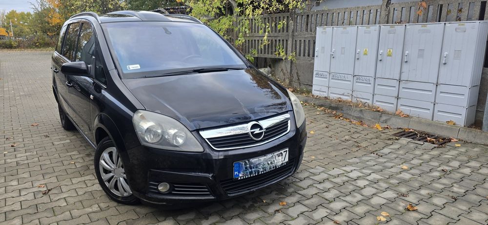 Opel Zafira B  2005r. 1.6 benzyna 7 osobowa