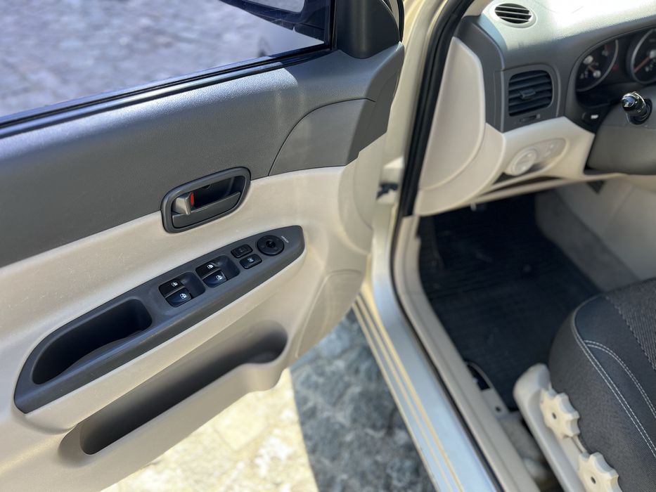 Продам Hyundai Accent 1.5 crdi