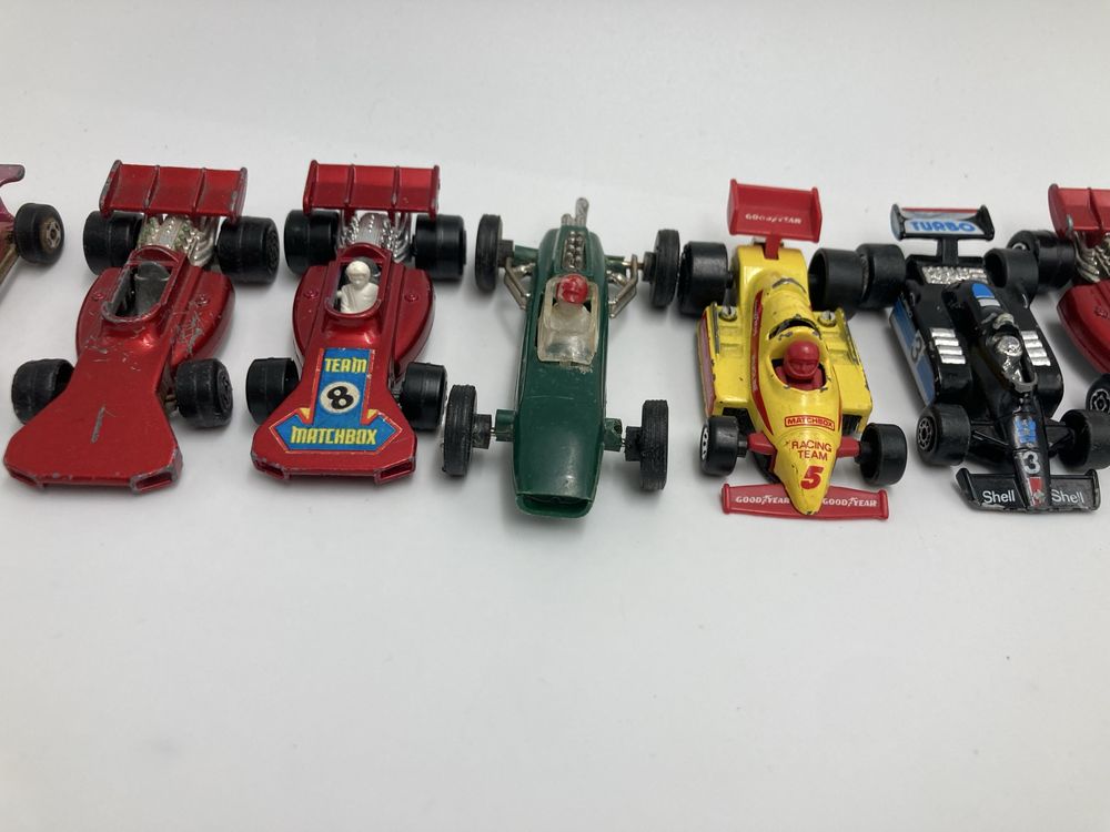 Wyścigówki Formula 1 zestaw 8szt Matchbox  i inne modele resorak