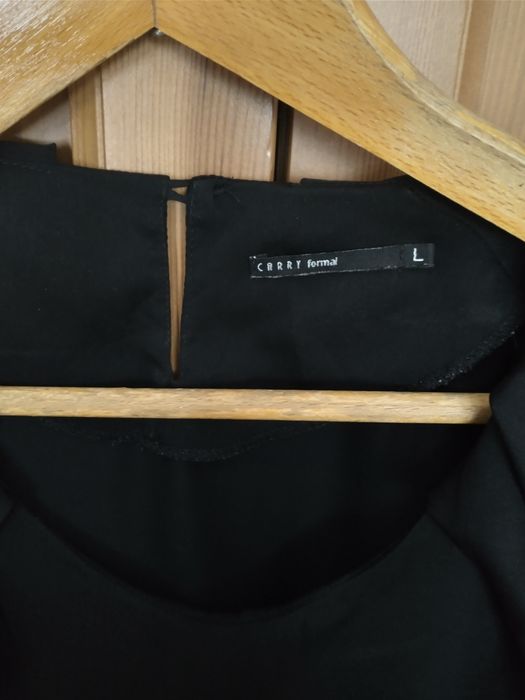 Bluzka bez rękawa Carry