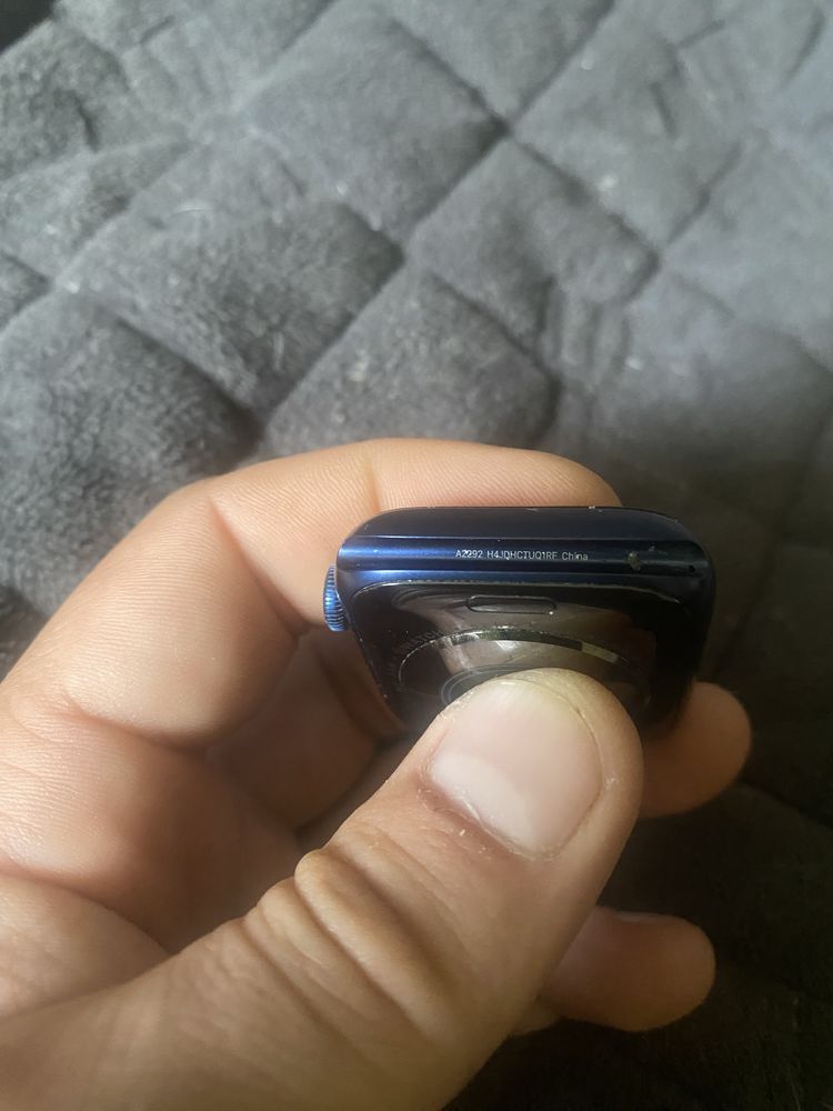 Продам apple watch 6 44mm