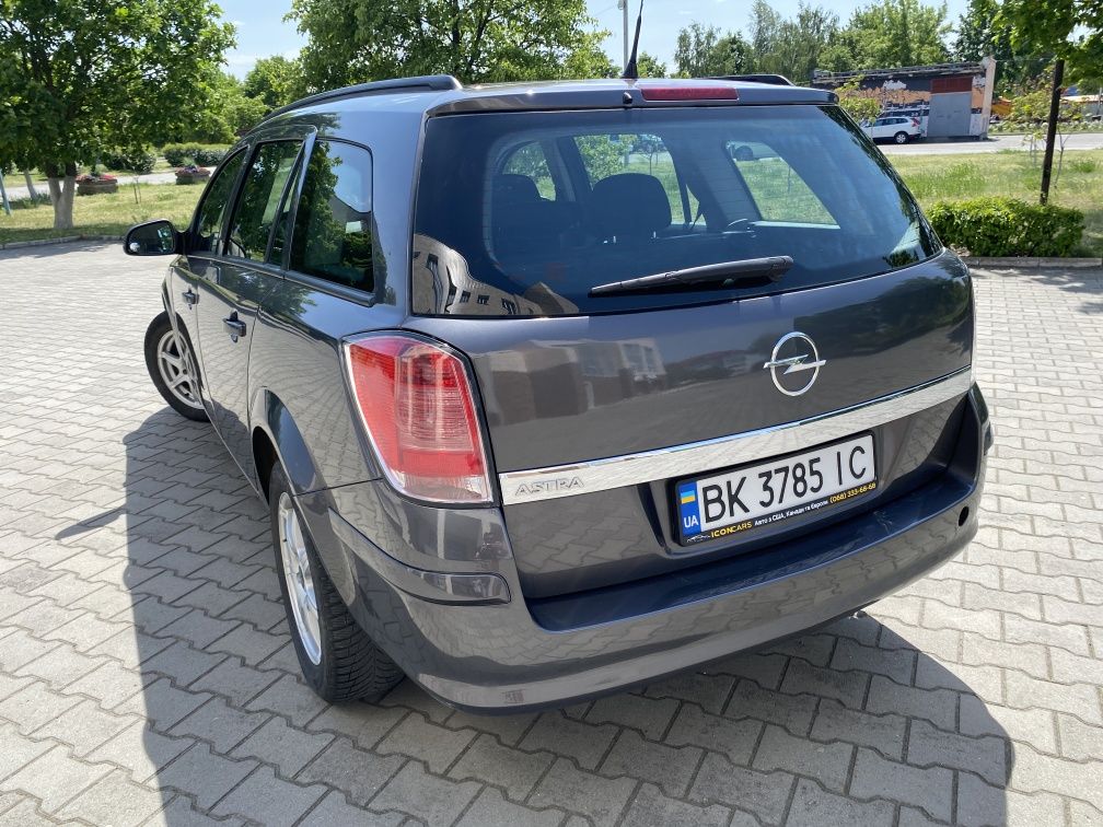 Opel Astra H 2012