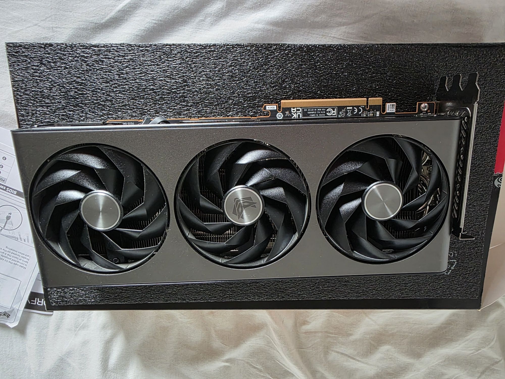 AMD Radeon RX7800XT
