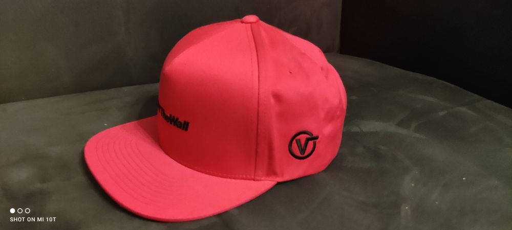 Nowa różowa czapka Vans