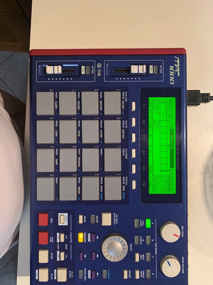 Akai mpc 1000 azul jjos2xl +hd interno+ ram maxima