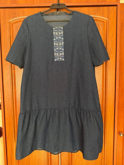 плаття джинсове з вищиванкою