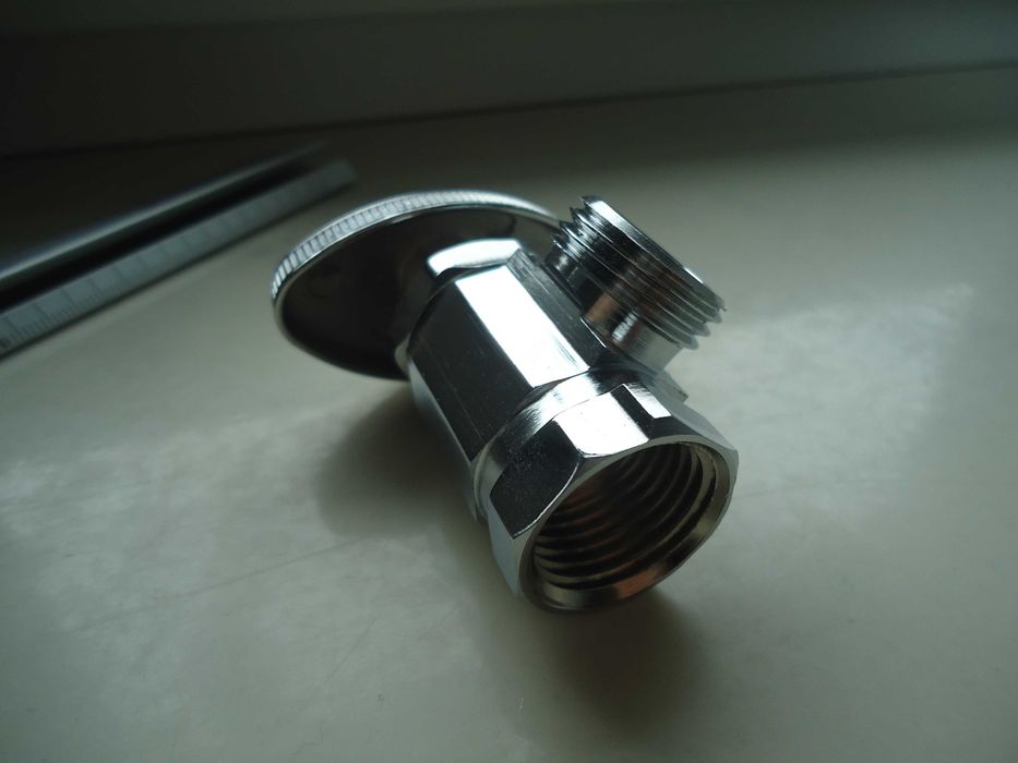 Zawór zaworek wody nowy