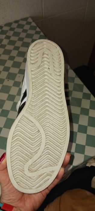 Ténis Adidas Superstar com sola alta!!!