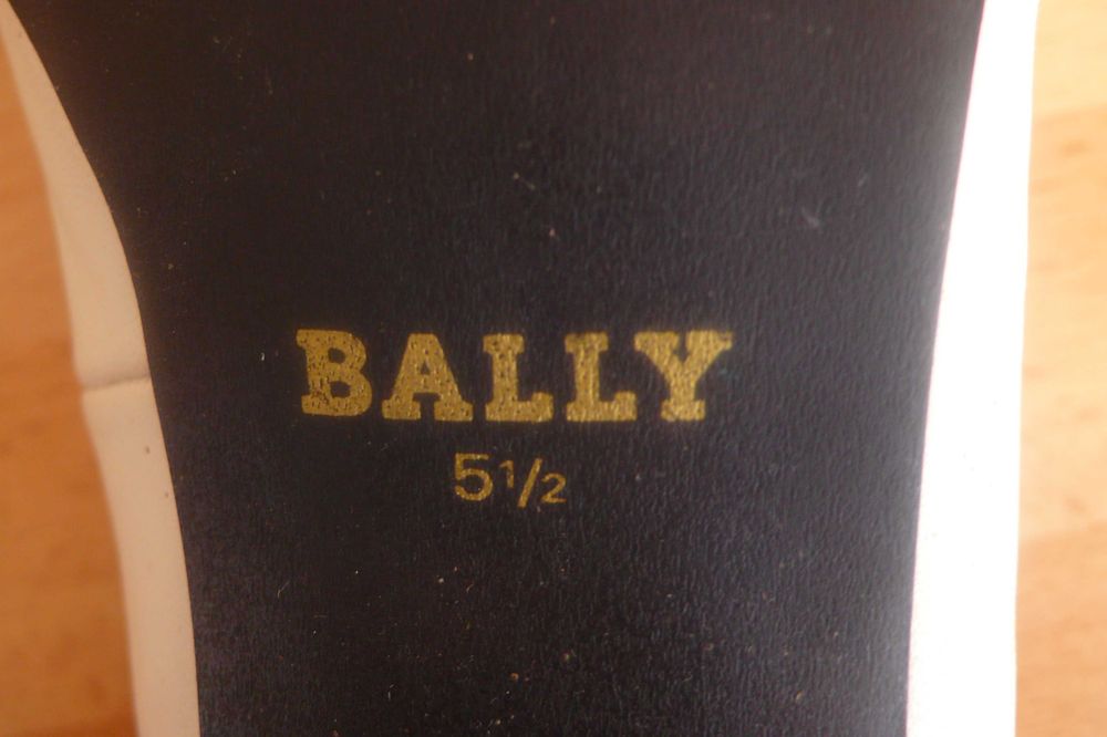 Sapatos «Bally», clássicos, couro, qualidade superior, 5 1/2, NOVO