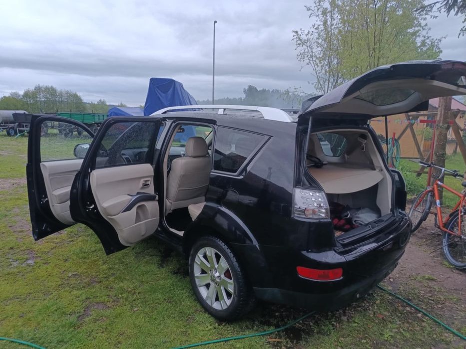 Sprzedam  Mitsubishi Outlander 2