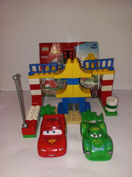 Zestaw klocków Lego Duplo 5819 wyścig Zygzak McQueen